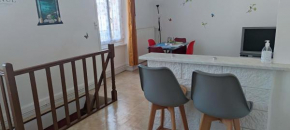 Appartement F2 tout confort proche centre ville avec parking